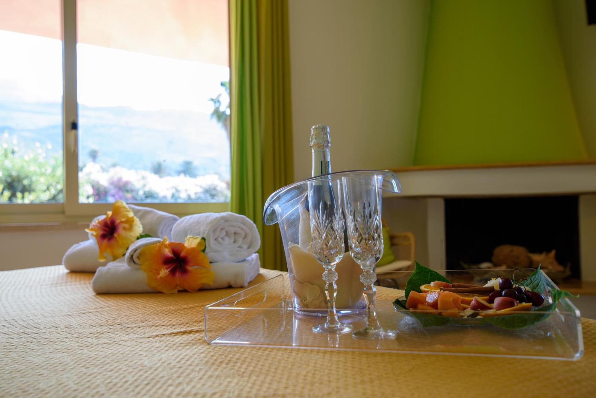 Villa Megna - Green Paradise B&B Palermo Eksteriør billede
